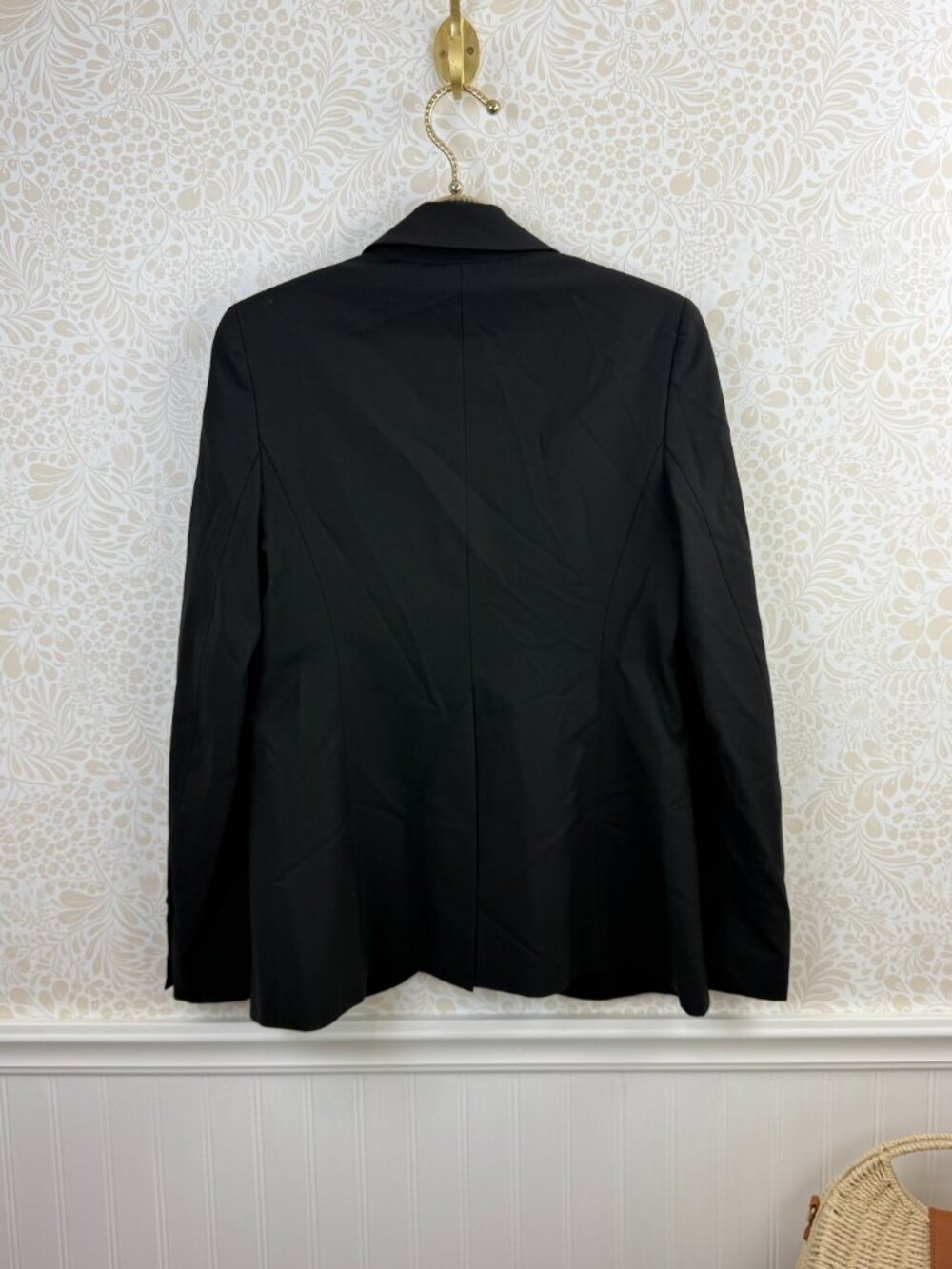 Theory Women’s Black Sheen Tailored Two-Button Blazer – Size -  6 - Picture 3 of 6